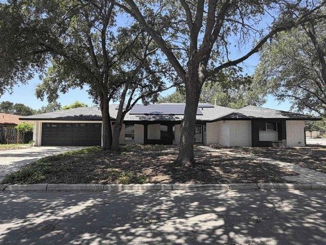 House for sale in Windcrest, Bexar County
