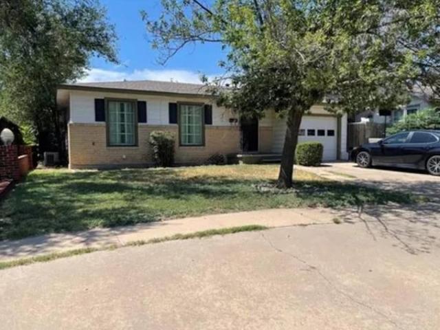 House for sale in Howard, Texas
