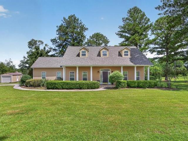 House for sale in Douglas, Coffee County