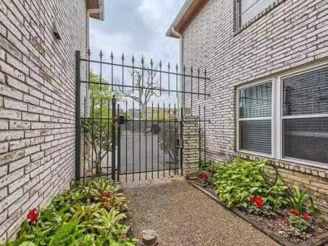 Condo for sale in Houston