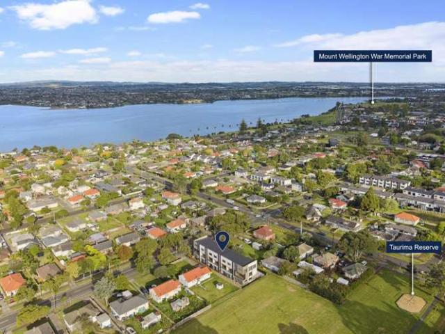 Apartment for sale in Point England