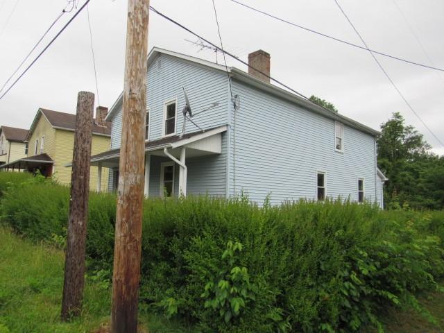 House for sale in Adah, Pennsylvania