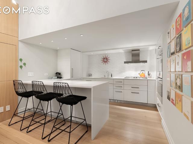 Condo for sale in Arverne, New York