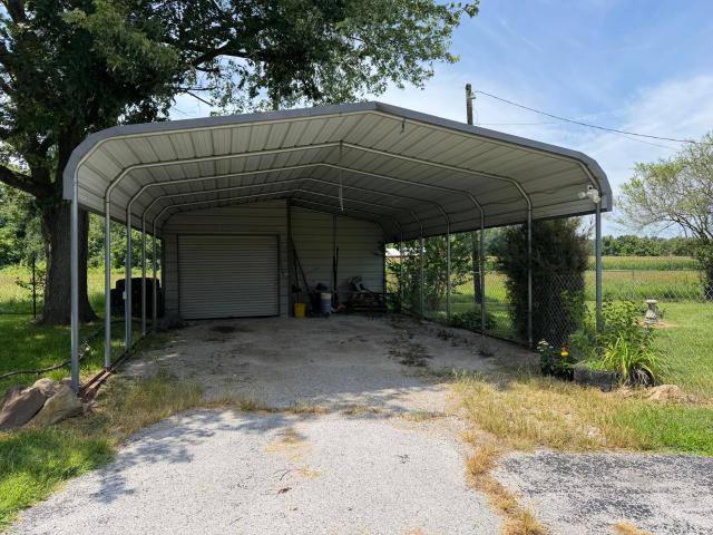 House for sale in Crofton, Kentucky