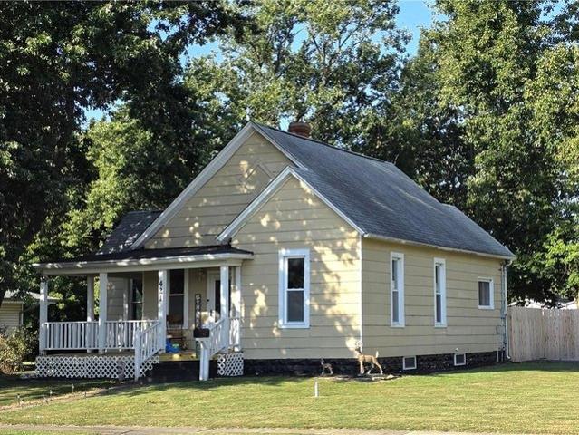 House for sale in Sullivan, Moultrie County