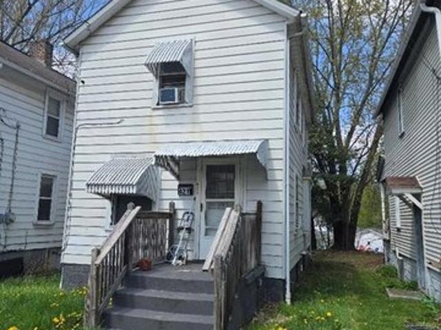 House for sale in Mercer, Pennsylvania