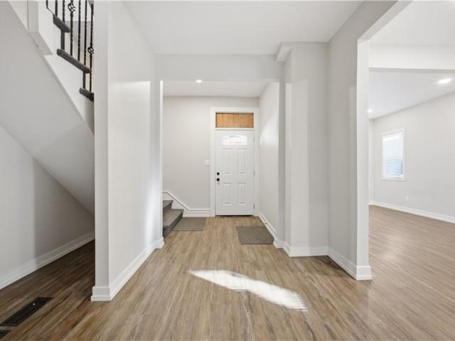 House for sale in Fort Leavenworth, Leavenworth