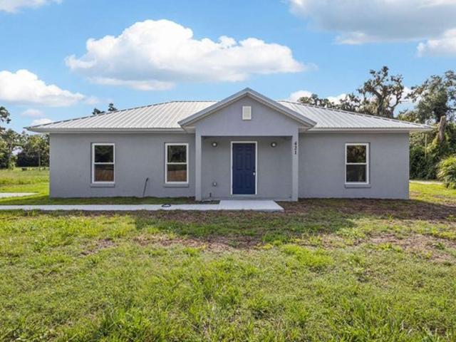 House for sale in Suwannee, Florida