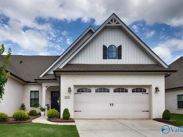 Townhouse for sale in Huntsville, Alabama