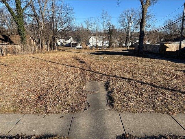 Land for sale in El Dorado Springs, Missouri