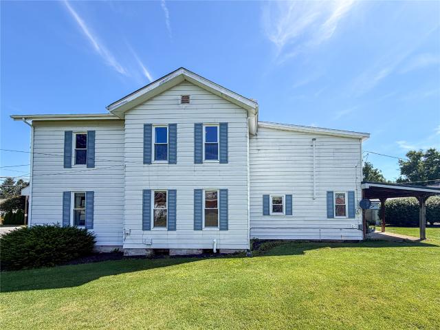 House for sale in Crawford, Pennsylvania