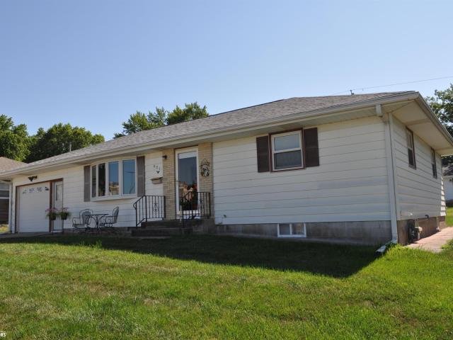 House for sale in Carroll, Iowa