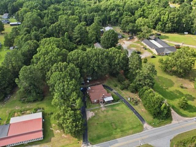 House for sale in Prosperity, South Carolina
