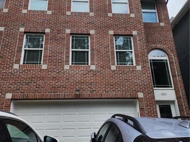 Townhouse for sale in Pittsburg, Pennsylvania