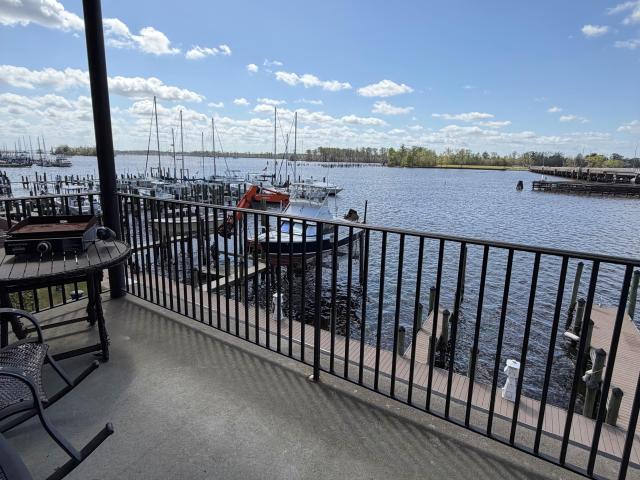 Condo for sale in Washington, North Carolina
