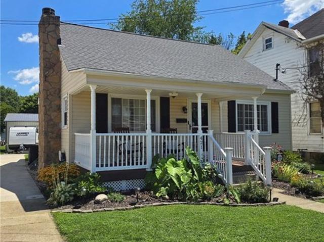 House for sale in Williamstown, West Virginia