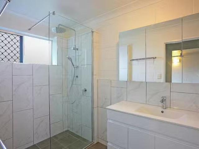 Apartment for rent in Hyde Park