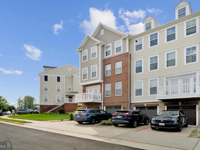 Condo for sale in Virginia