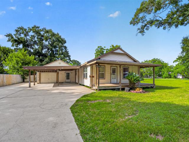 House for sale in Dickinson, Texas