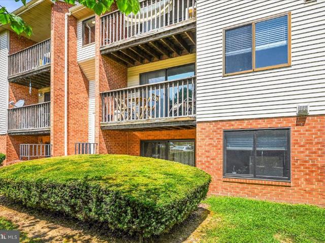 Condo for sale in Hampstead Condo for sale in Hampstead