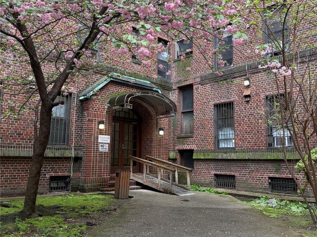 Condo for sale in Queens, Arverne
