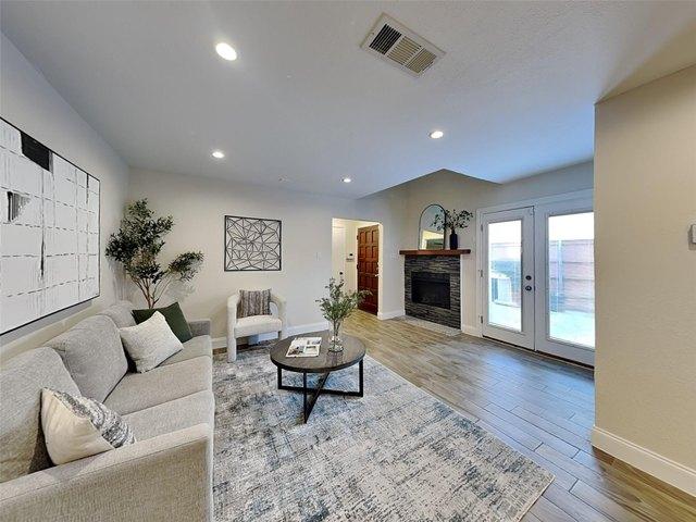 Condo for sale in Irving, Texas