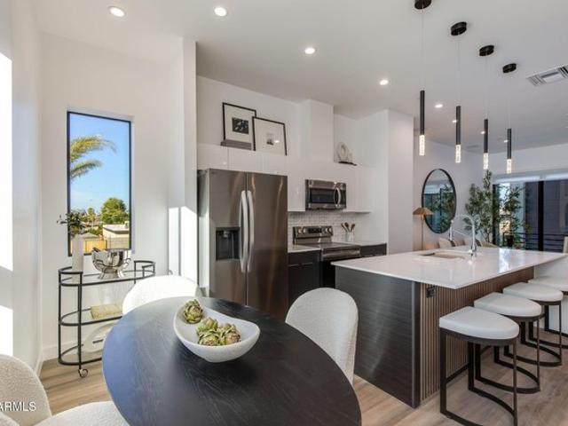 Townhouse for sale in Laveen, Arizona