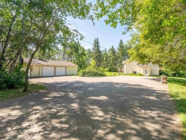 House for sale in Alberta