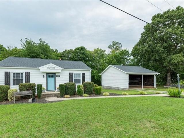 House for sale in Stoneville, North Carolina