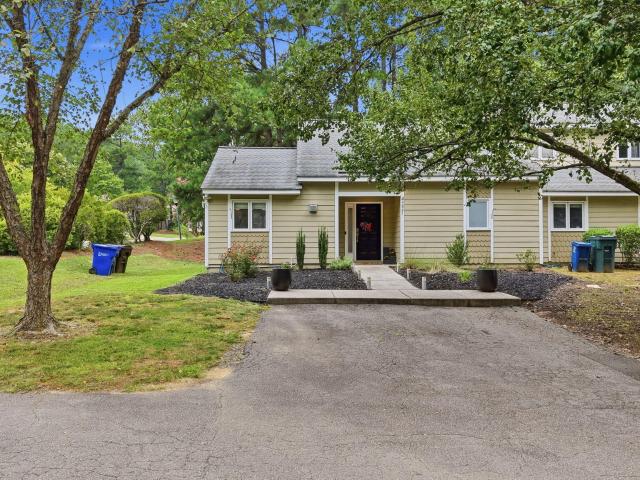Townhouse for sale in Durham, North Carolina