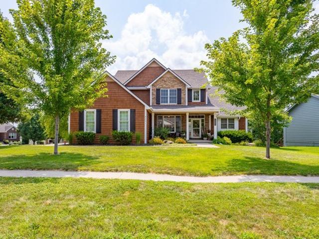 House for sale in Urbandale, Iowa