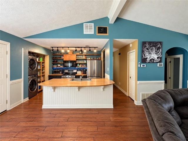 House for sale in Berkeley Manor, Duluth