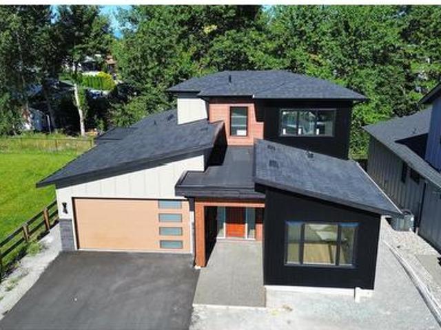 House for sale in Winfield, British Columbia
