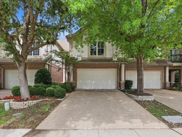 Townhouse for sale in Irving, Texas