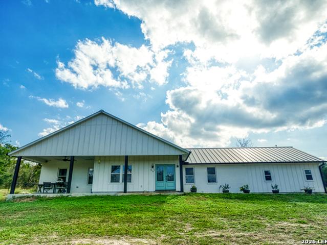 House for sale in Bandera, Bandera County