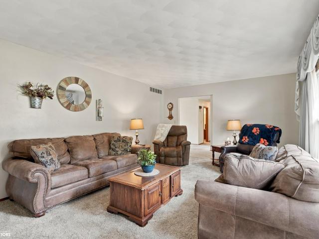 House for sale in Spring Grove, Burlington