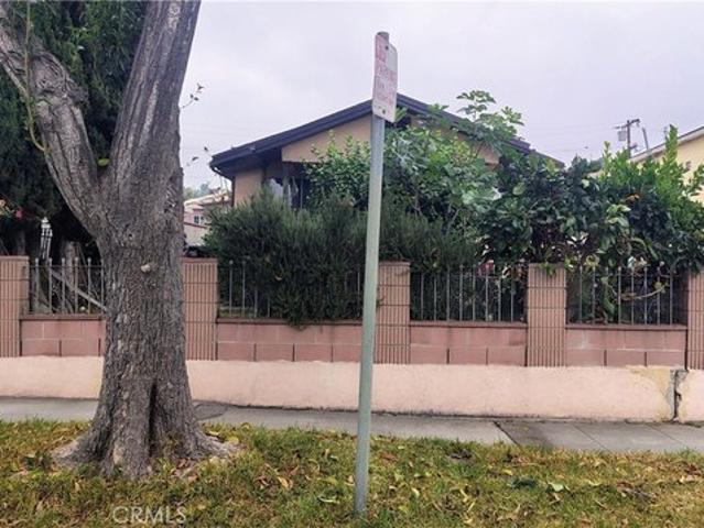 House for sale in East Los Angeles, Canoga Park