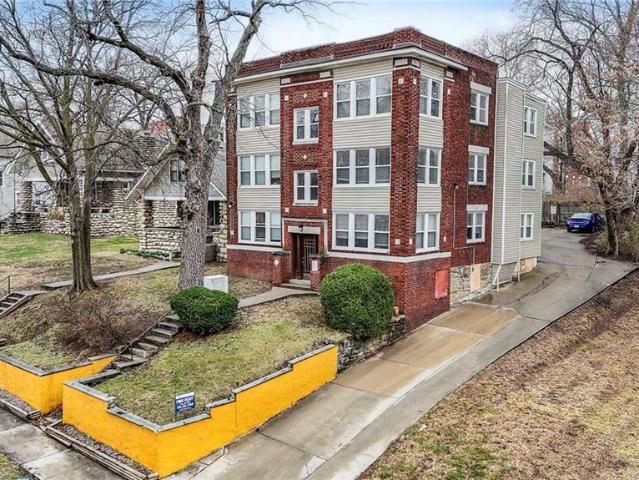 House for sale in Kansas City, Missouri