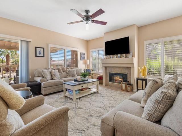 Condo for sale in Bermuda Dunes, California