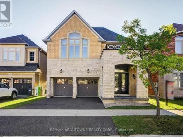 House for sale in Alton, Burlington