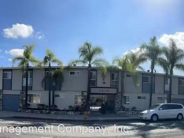 Condo for rent in Long Beach