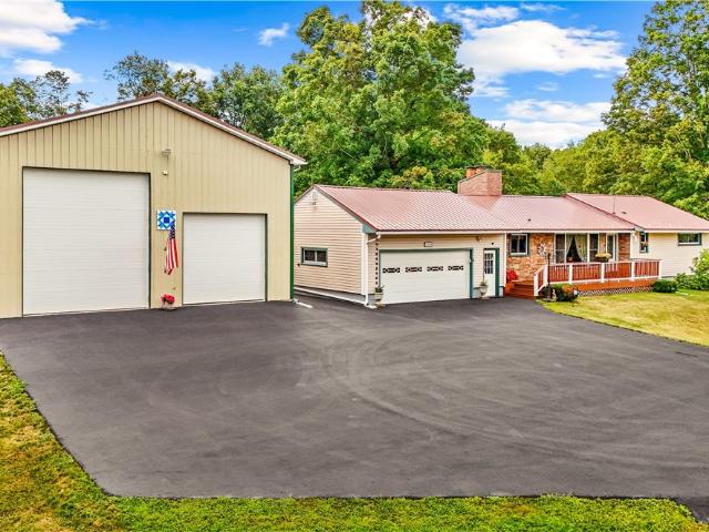 House for sale in Town of Lee, Town of Annsville