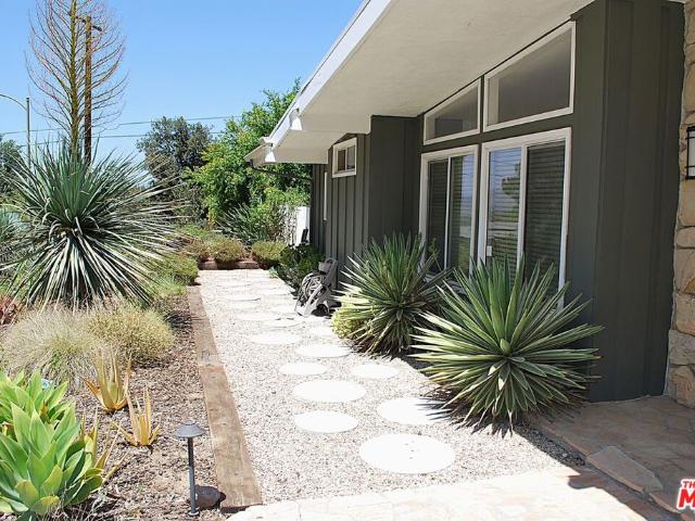 House for sale in Woodland Hills-Warner Center Neighborhood Council District, Canoga Park