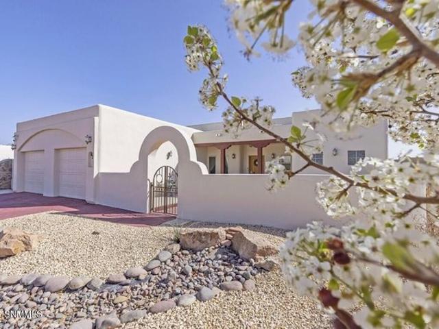 House for sale in Las Cruces, Doña Ana County