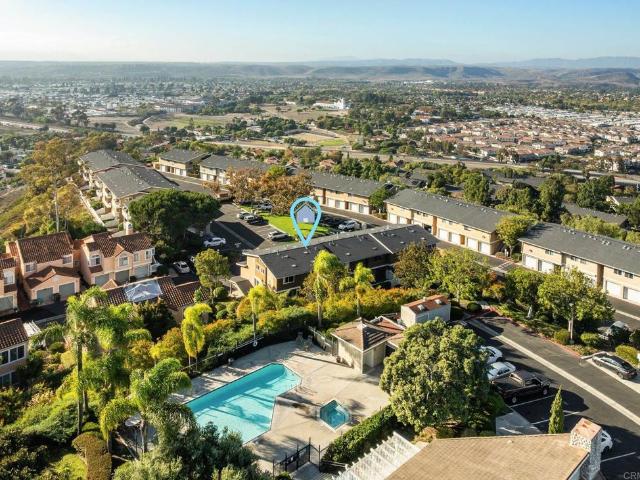 Townhouse for sale in Oceanside, San Diego County