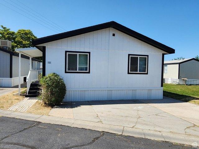 House for sale in West Valley City, Utah