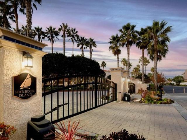 Condo for sale in Oxnard, California