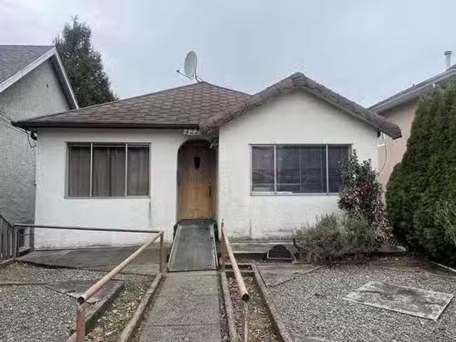 House for sale in Vancouver, British Columbia