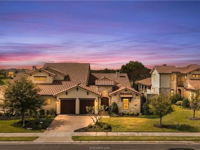 Townhouse for sale in Bryan, Texas