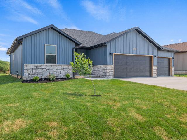 House for sale in Ash Grove, Missouri